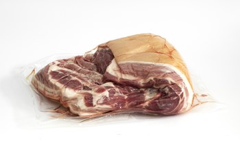 Fläsksida med svål