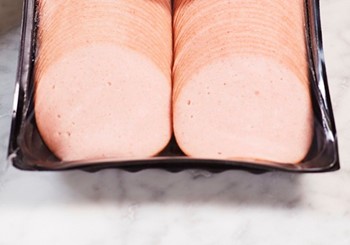 Medwurst kokt skivad