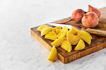 Gulbeta skalad klyftad 2 kg