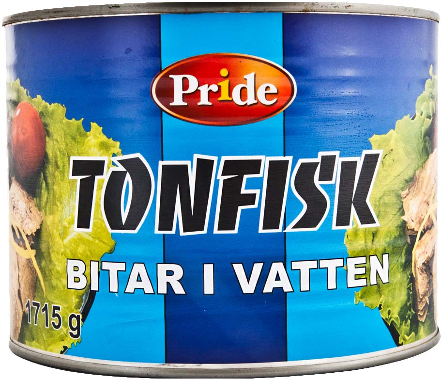 Tonfiskbitar i vatten